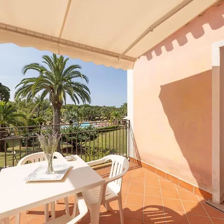 Classical Baia Delle Palme Premium Bilo 4 Sleeps 4 Santa Margherita di Pula